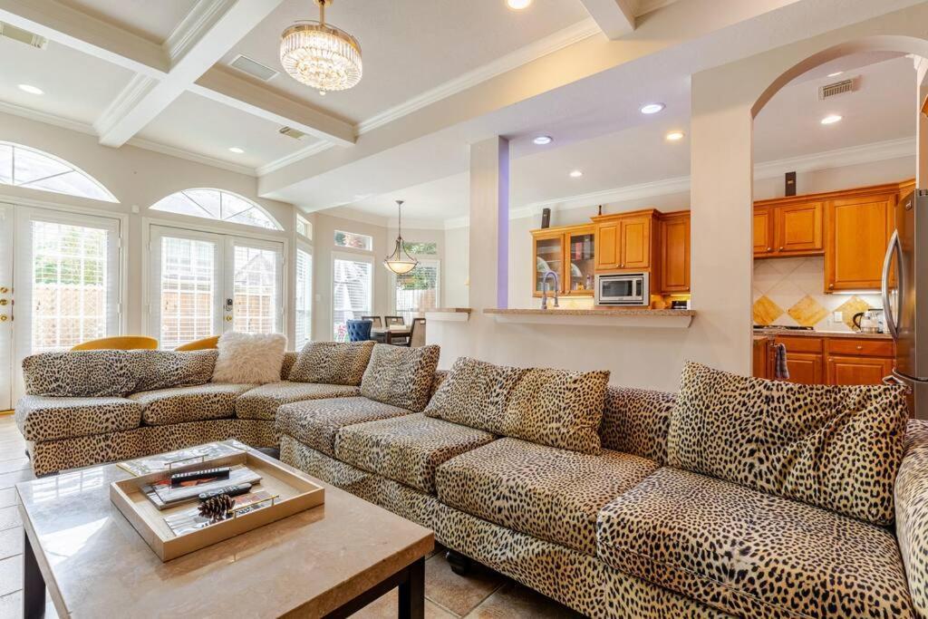 Insperit Home At Galleria With Heated Pool Spa Houston Zewnętrze zdjęcie