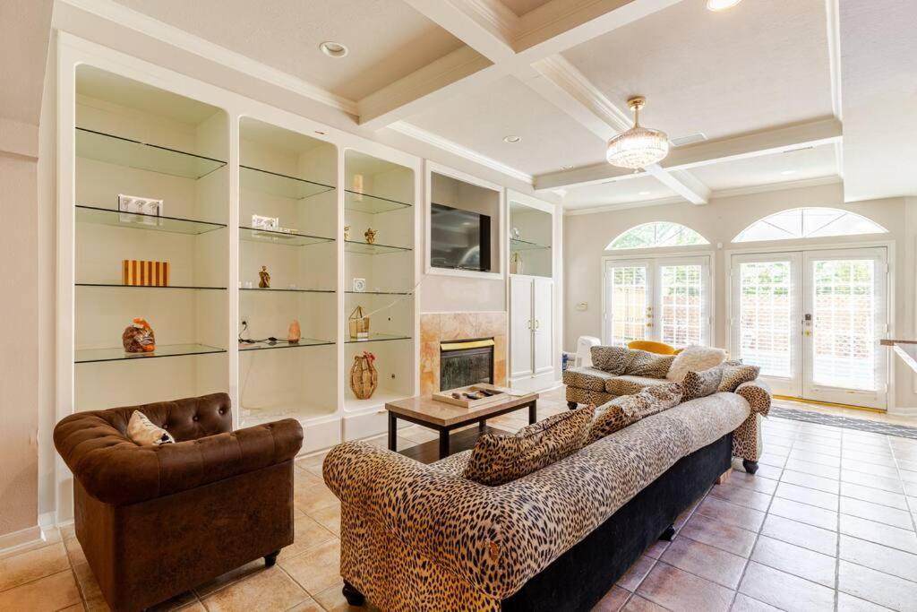 Insperit Home At Galleria With Heated Pool Spa Houston Zewnętrze zdjęcie