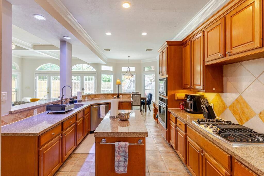 Insperit Home At Galleria With Heated Pool Spa Houston Zewnętrze zdjęcie